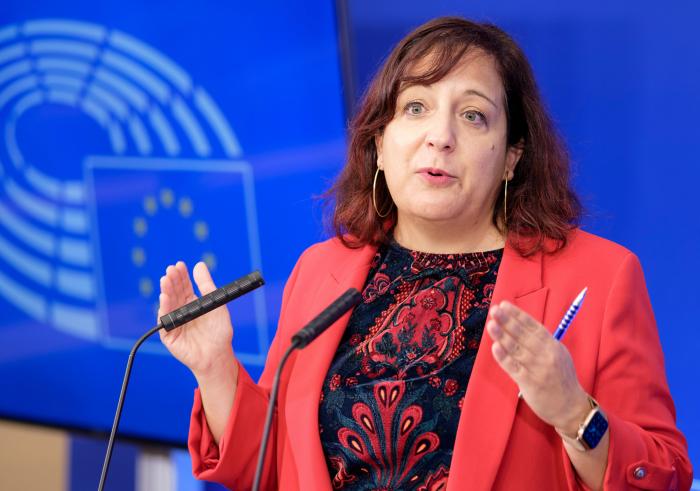 "El PP va a acatar la visión energética de la UE porque si no se evidencia lo aislado que está"