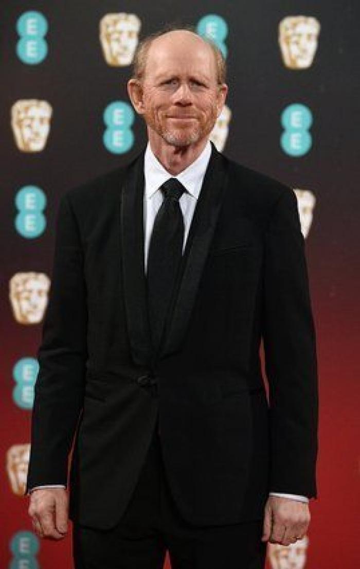 Todos los vestidos de la alfombra roja de los Bafta 2017