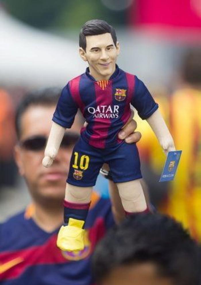 Las aficiones de Barça y Juve toman Berlín en un ambiente de hermandad