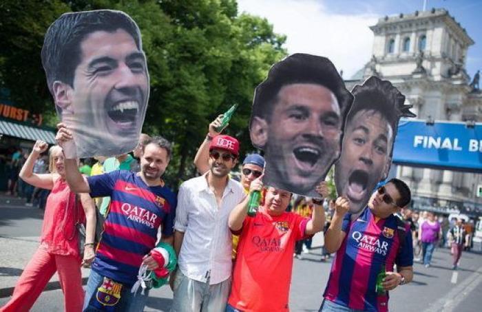 Las aficiones de Barça y Juve toman Berlín en un ambiente de hermandad