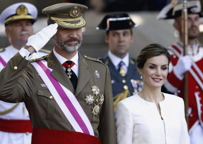 Los Reyes se estrenan en el Día de las Fuerzas Armadas (FOTOS)