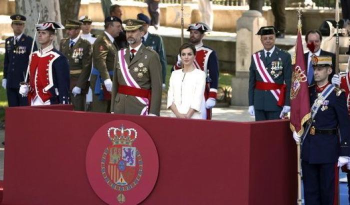 Los Reyes se estrenan en el Día de las Fuerzas Armadas (FOTOS)