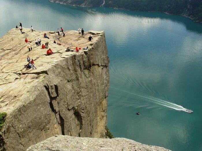 Diez grandes acantilados: paredes verticales para sentir el vacío (FOTOS)