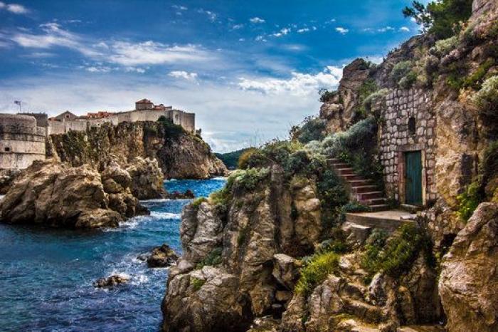 Diez grandes acantilados: paredes verticales para sentir el vacío (FOTOS)