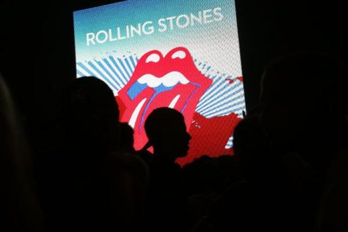 Taburete se dirige a los "tontos de Twitter" y se lía buena