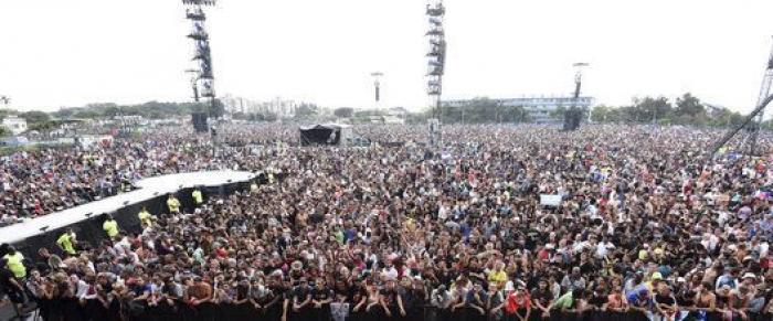 Taburete se dirige a los "tontos de Twitter" y se lía buena