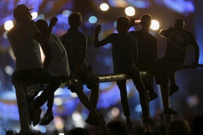 Taburete se dirige a los "tontos de Twitter" y se lía buena