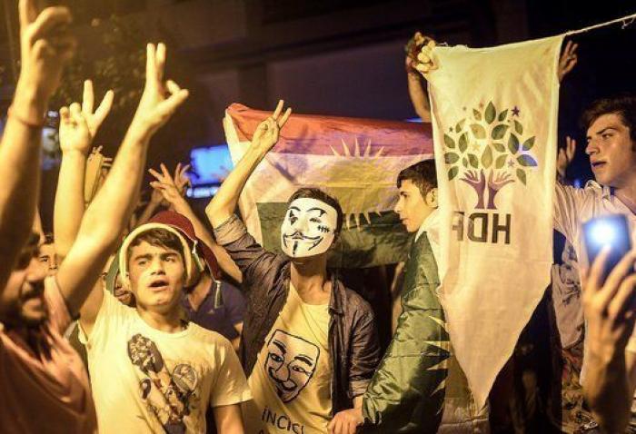 Elecciones en Turquía: los islamistas de Erdogan pierden la mayoría absoluta (VÍDEO, FOTOS)