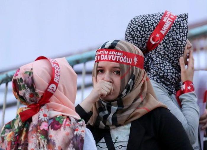 Elecciones en Turquía: los islamistas de Erdogan pierden la mayoría absoluta (VÍDEO, FOTOS)