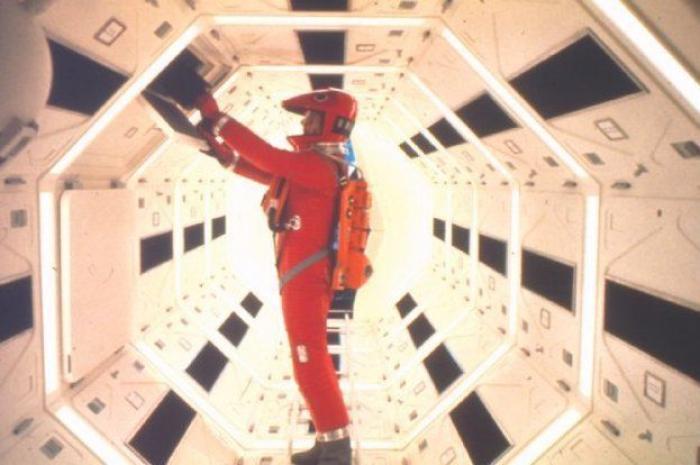 Un chico convierte su currículum en una pieza de Lego