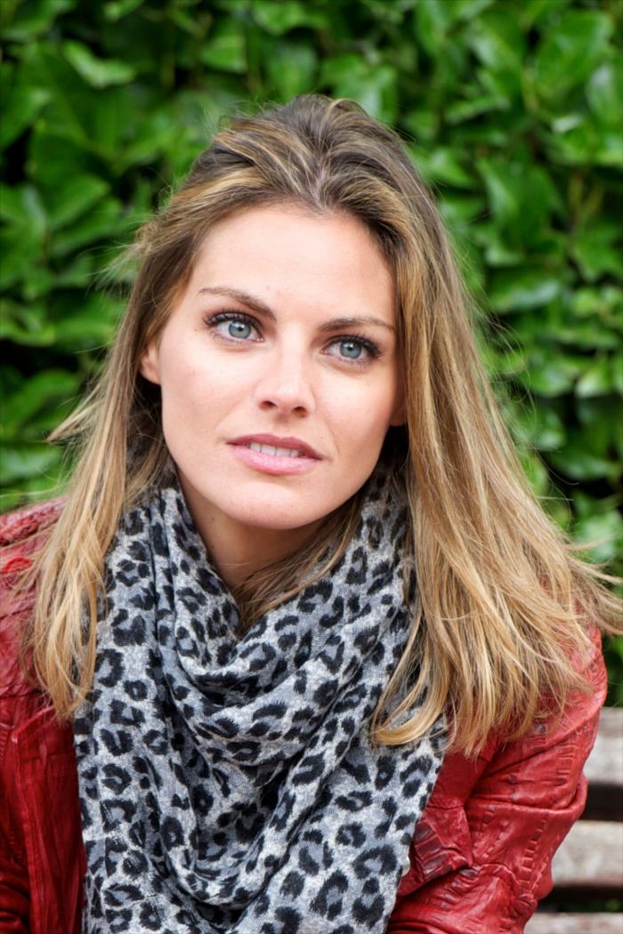 Amaia Salamanca ha vuelto a cambiar de imagen: su evolución desde 'Los hombres de Paco'