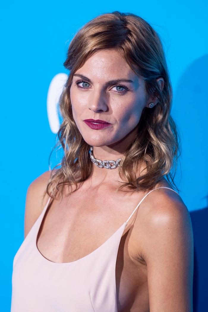 Amaia Salamanca ha vuelto a cambiar de imagen: su evolución desde 'Los hombres de Paco'