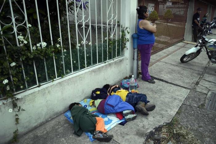 Felipe González se refiere a Podemos como "los monaguillos" del chavismo