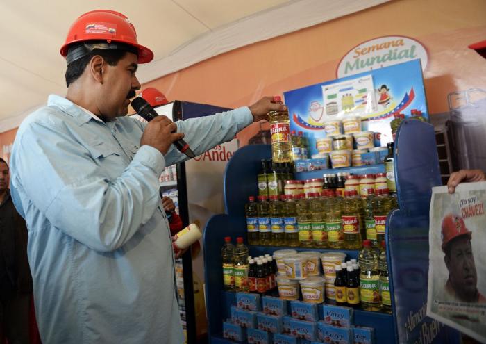 Felipe González se refiere a Podemos como "los monaguillos" del chavismo