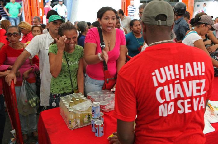Felipe González se refiere a Podemos como "los monaguillos" del chavismo