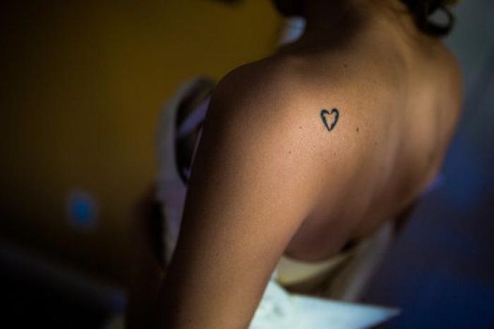 19 novias que supieron sacar partido a sus tatuajes el día de su boda (FOTOS)