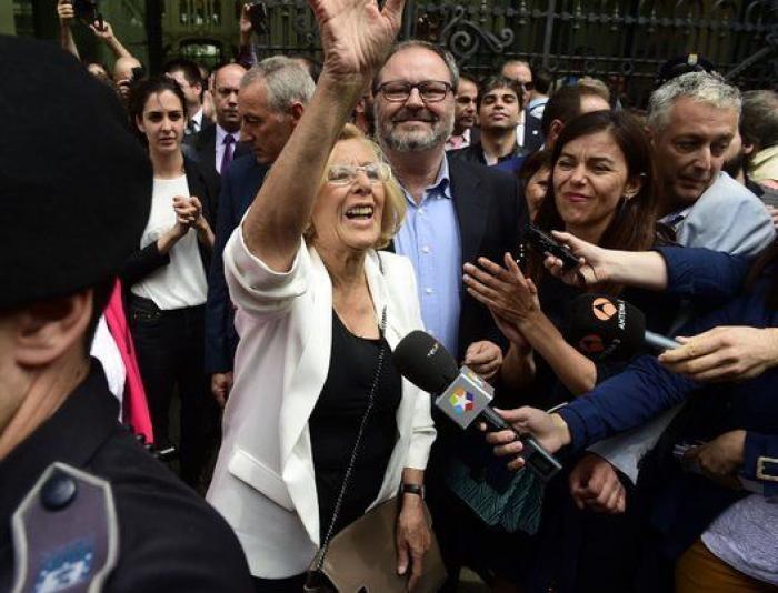 La nueva España multicolor se estrena en los ayuntamientos