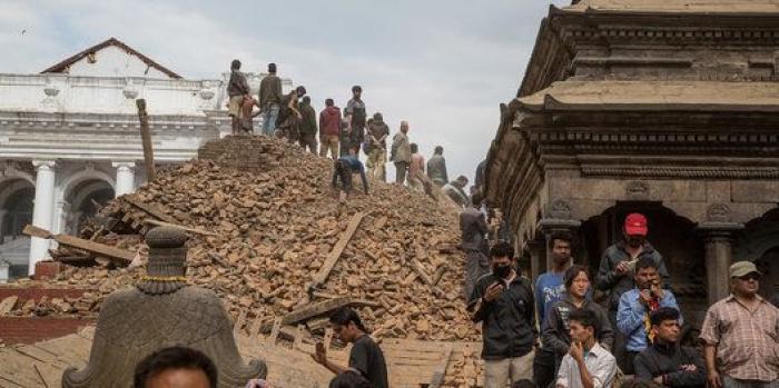 Omar Havana, el único fotógrafo español residente en Nepal, alerta ante el olvido tras el terremoto