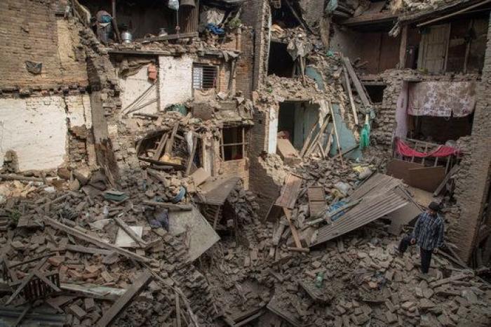 Omar Havana, el único fotógrafo español residente en Nepal, alerta ante el olvido tras el terremoto