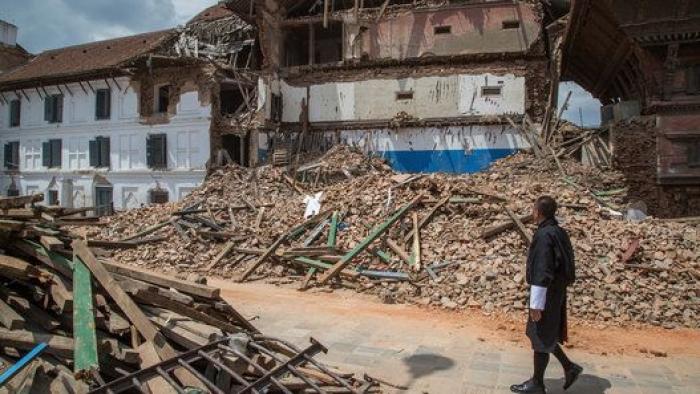 Omar Havana, el único fotógrafo español residente en Nepal, alerta ante el olvido tras el terremoto