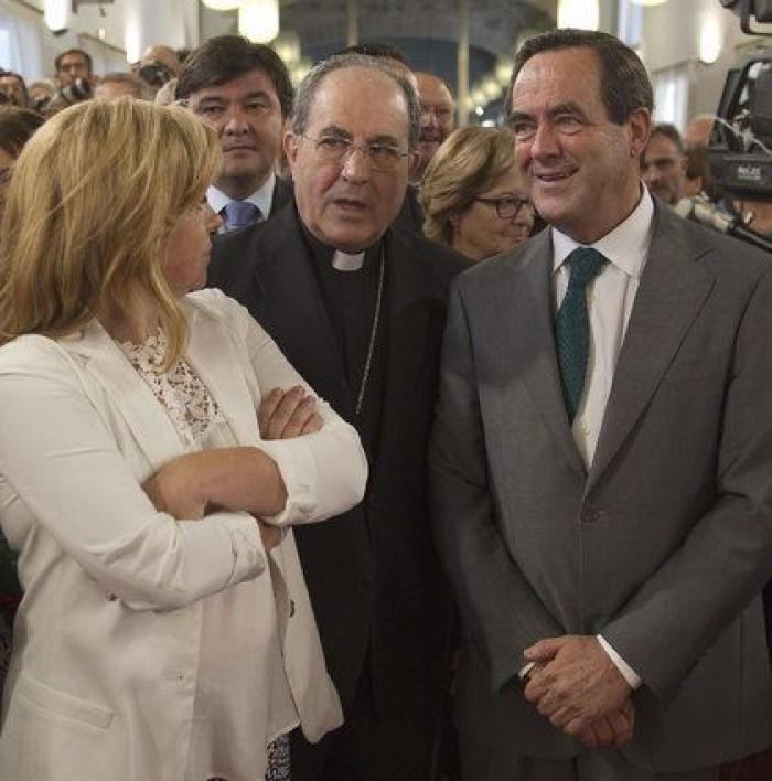 Las imágenes y anécdotas de la investidura de Susana Díaz