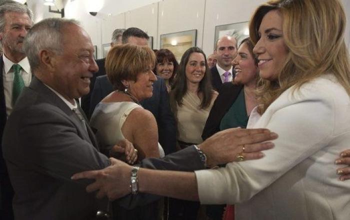 Las imágenes y anécdotas de la investidura de Susana Díaz