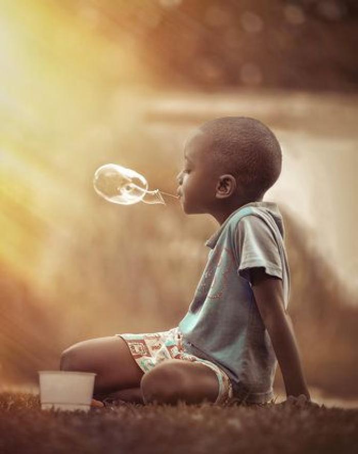 El fotógrafo jamaicano que retrata lo que los niños pueden enseñarnos sobre la vida (FOTOS)