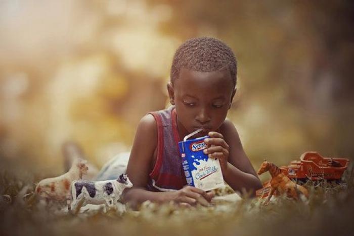 El fotógrafo jamaicano que retrata lo que los niños pueden enseñarnos sobre la vida (FOTOS)