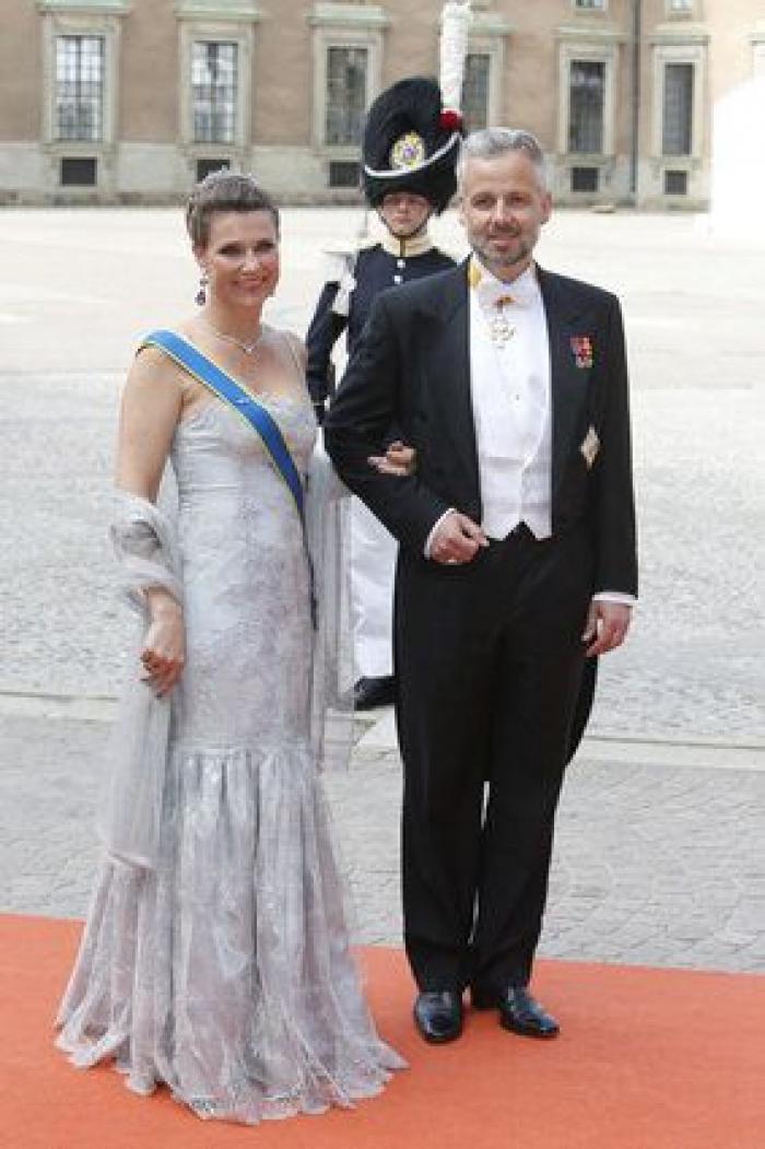 Boda de Carlos Felipe de Suecia y Sofia Hellqvist: el toque español del vestido de la novia