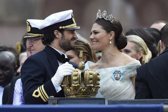 Boda de Carlos Felipe de Suecia y Sofia Hellqvist: el toque español del vestido de la novia