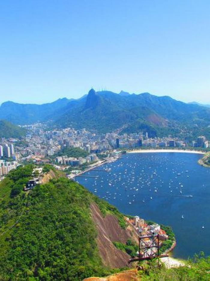 Tres arrestados por la caída del teleférico que causó 14 muertos en Italia