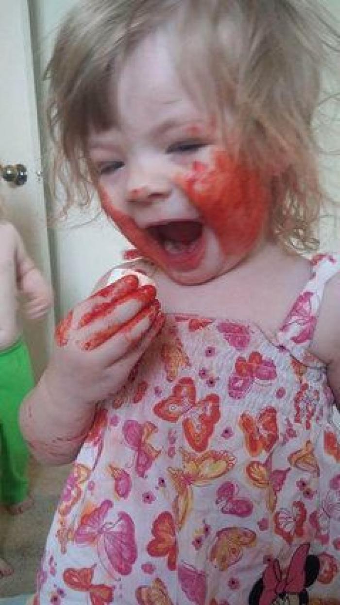 Esto es lo que pasa cuando los niños descubren el maquillaje