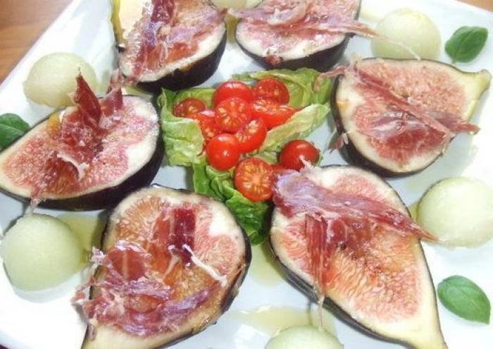 El melón es más que un postre: 17 recetas para preparar con esta fruta