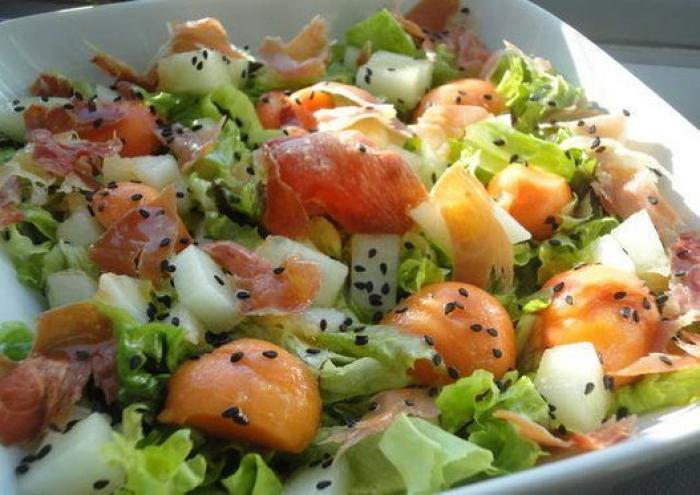 El melón es más que un postre: 17 recetas para preparar con esta fruta