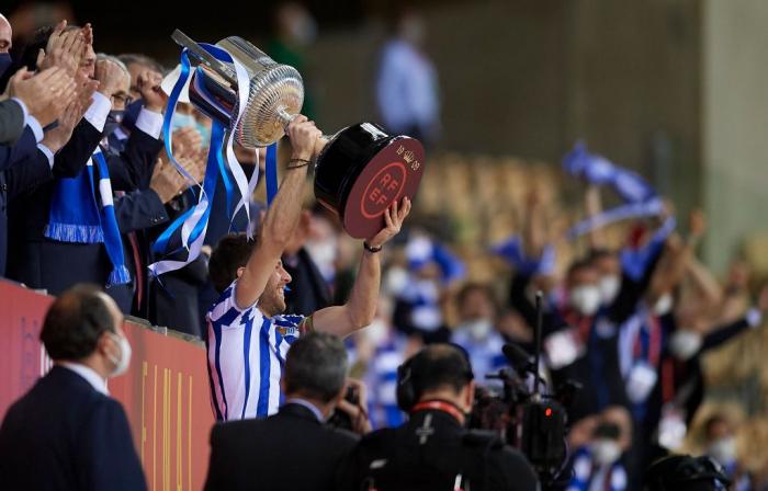 Rufián hace el mejor resumen de la final de Copa con apenas dos fotos