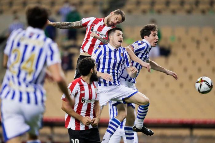 Rufián hace el mejor resumen de la final de Copa con apenas dos fotos