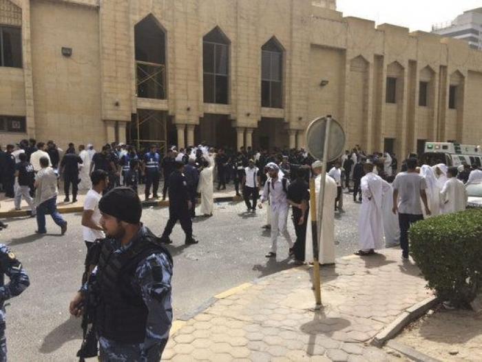 Al menos 25 muertos en un atentado del E.I en una mezquita de Kuwait