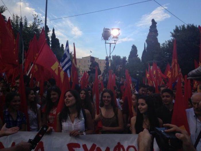 "Los griegos somos la primera víctima, vosotros podéis ser los siguientes"