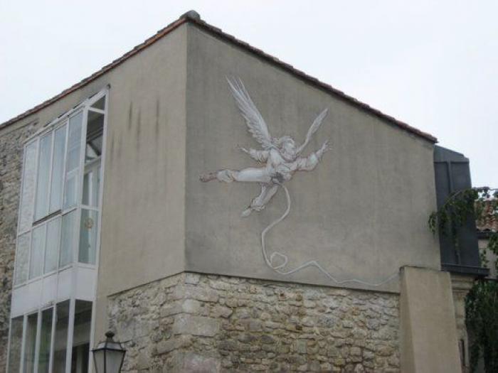 Angoulême, la ciudad en la que el cómic y el 'street art' se fusionan (FOTOS)