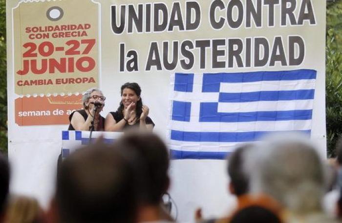 Grecia vive su primer día de corralito en una semana crucial para su futuro