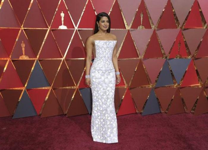 Fallo histórico en los Oscar: anuncian ganadora a 'La La Land' cuando era 'Moonlight'