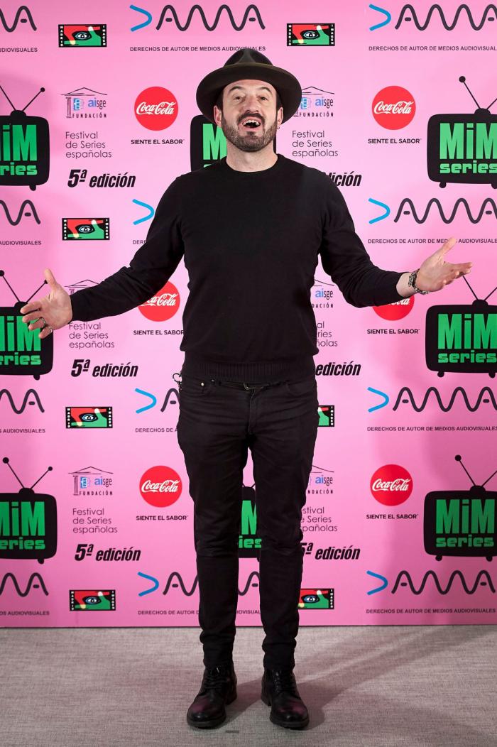 'Allí abajo' y 'Sé quién eres', mejores series españolas de 2017