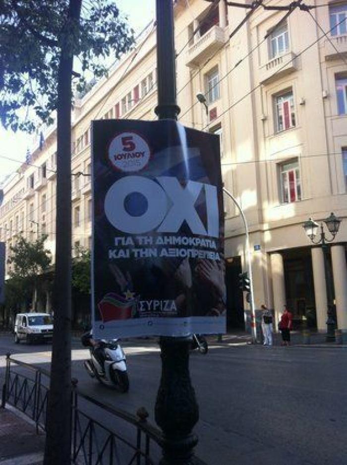 Las calles de Atenas se visten para el referéndum