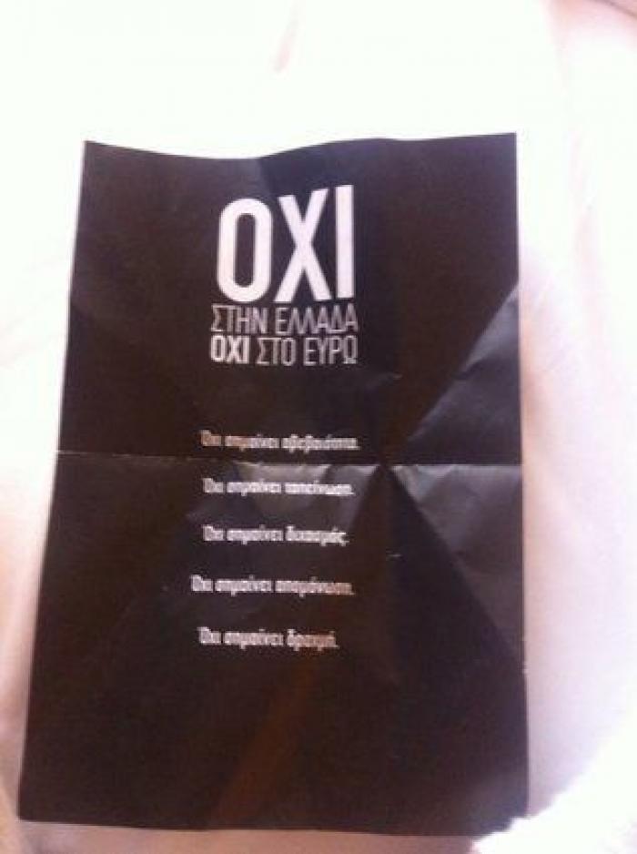 Las calles de Atenas se visten para el referéndum