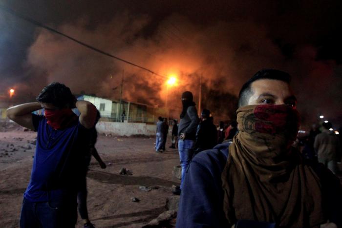 La calle arde en Honduras ante las sospechas de fraude electoral