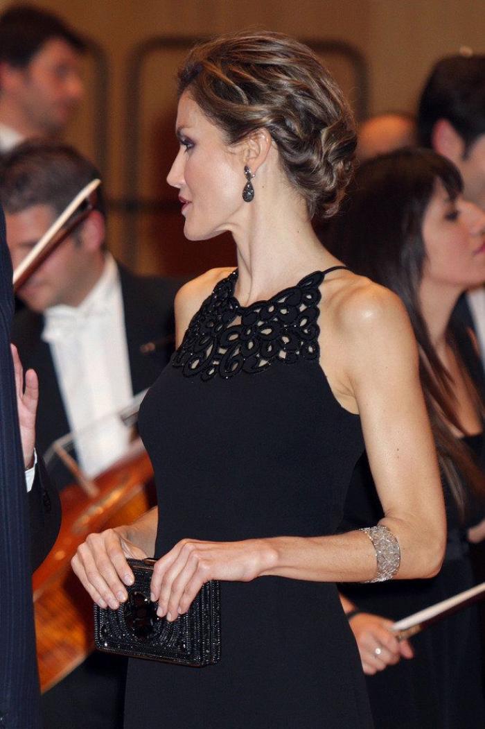 La felicitación navideña de los Reyes revela qué tienen en común Letizia y Leonor