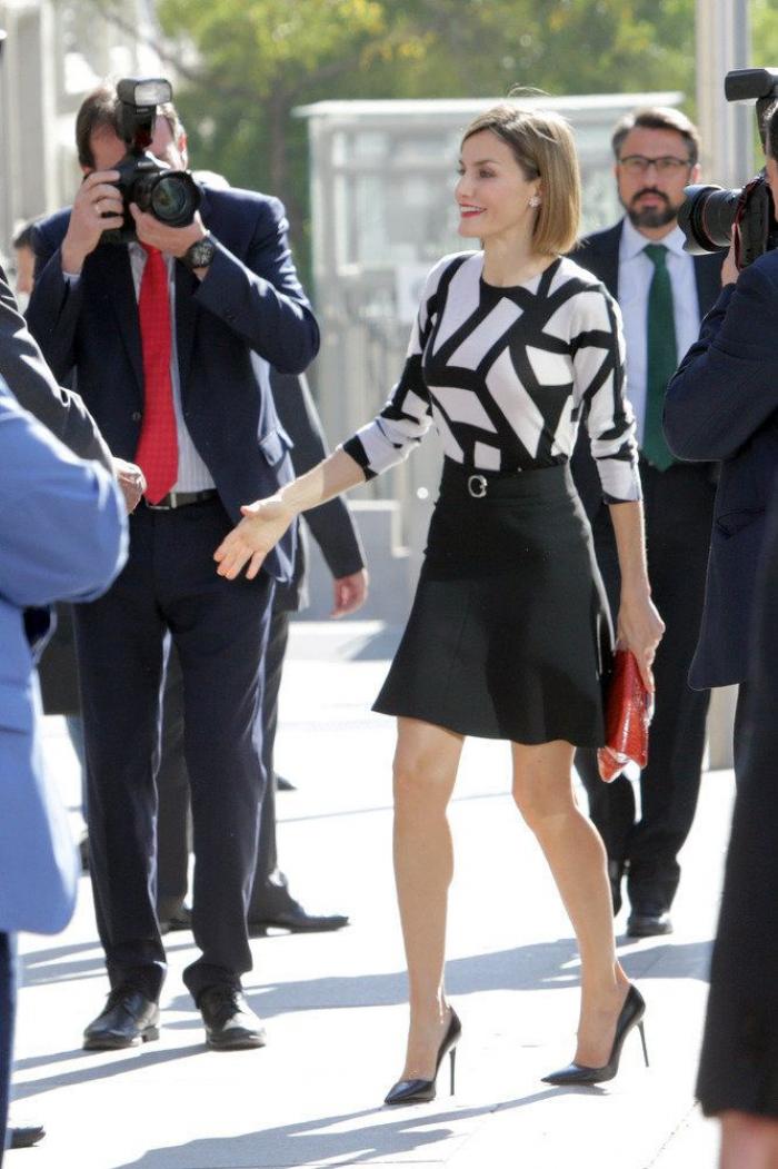 La felicitación navideña de los Reyes revela qué tienen en común Letizia y Leonor