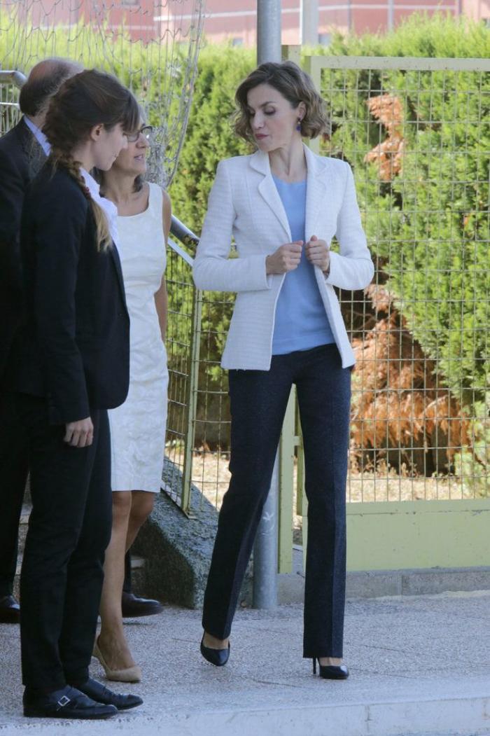 La felicitación navideña de los Reyes revela qué tienen en común Letizia y Leonor