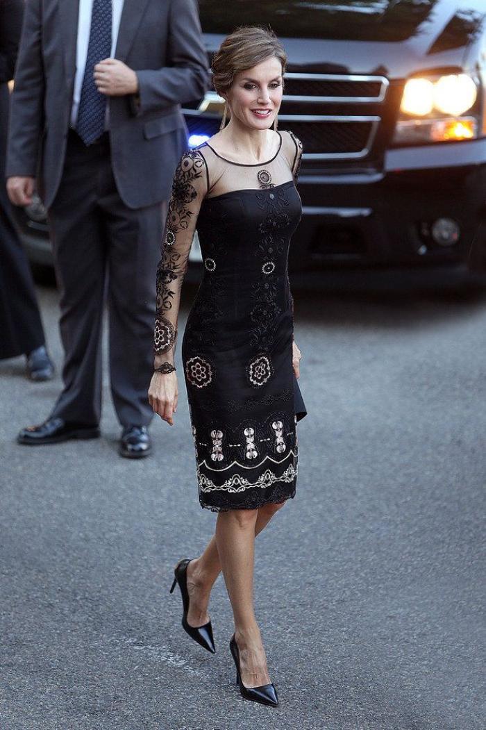 La felicitación navideña de los Reyes revela qué tienen en común Letizia y Leonor