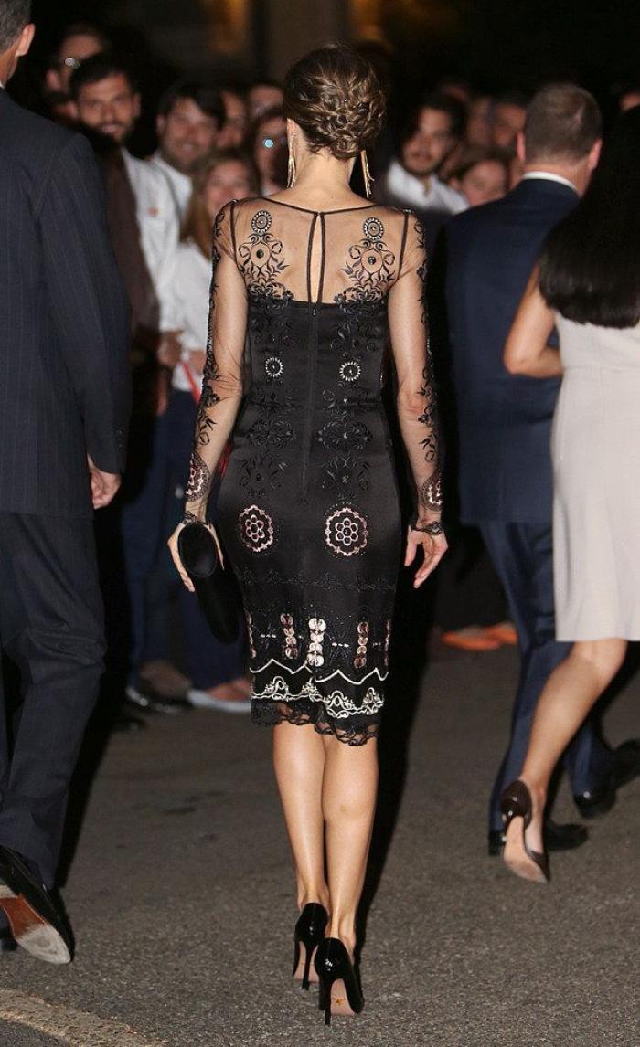 La felicitación navideña de los Reyes revela qué tienen en común Letizia y Leonor